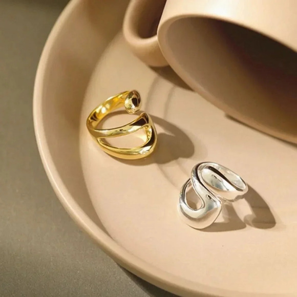 Minimalist 925 Sterling Silver Geometric Twist Wrap Ring Silver or Gold - Picture 1 of 8